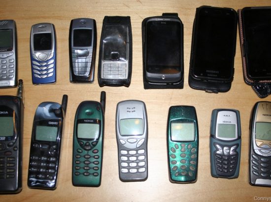 Blogparade: Zeigt und benutzt Eure alten Handys