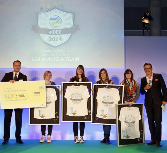 Die Sieger der Preisverleihung des „eIDEE – Wettbewerb für den digitalen Handschlag“ in Berlin