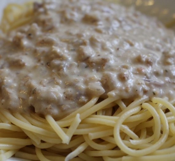 Spaghetti mit Walnuss-Soße